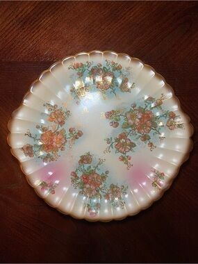 Lecot Zapun Serving Plate. Hand-Painted Delicate Floral pattern ceramic and gold